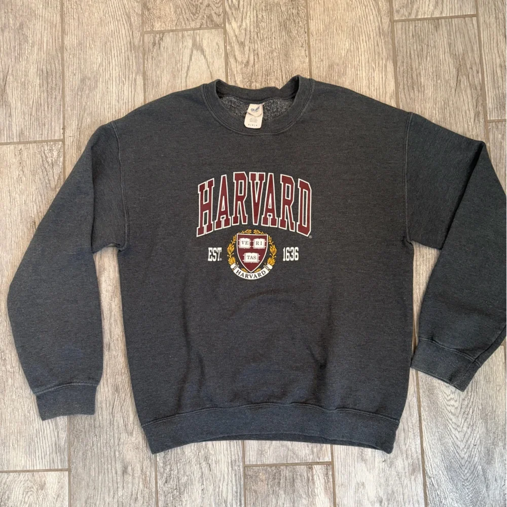 Vintage Harvard University Unisex Crewneck